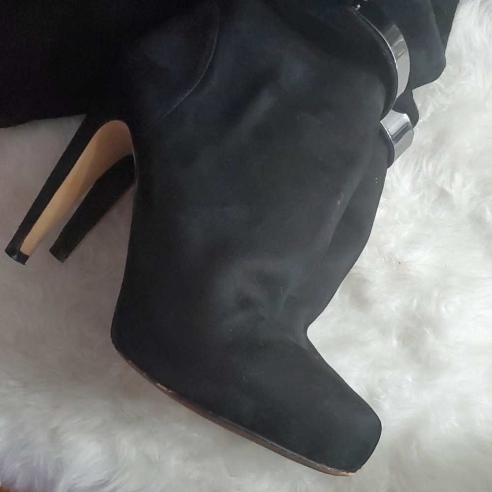 Boots - Picture 5 of 5